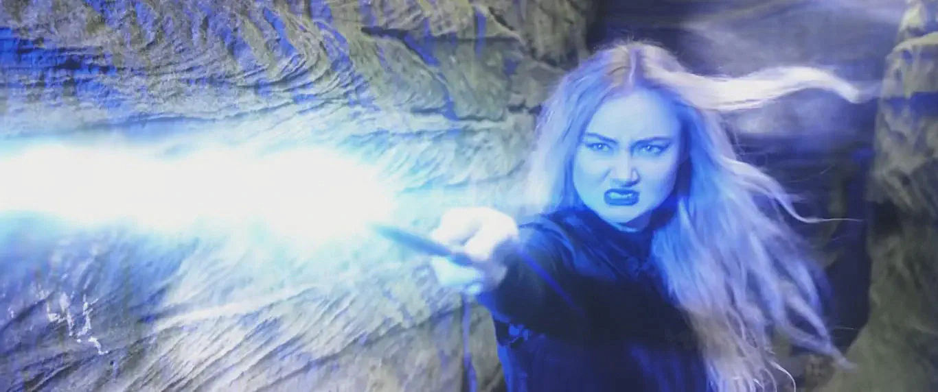 Kendra Boardman (Maggie Keating) attacking Muriel Warrington (Makenna Weyburne)